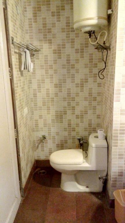 2Bhk Comfortable Furnished Serviced Apartments In Hauz Khas - Woodpecker Apartments 新德里 外观 照片