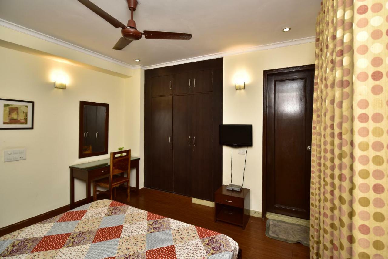 2Bhk Comfortable Furnished Serviced Apartments In Hauz Khas - Woodpecker Apartments 新德里 外观 照片