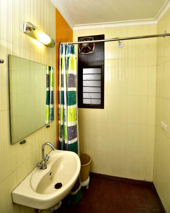 2Bhk Comfortable Furnished Serviced Apartments In Hauz Khas - Woodpecker Apartments 新德里 外观 照片